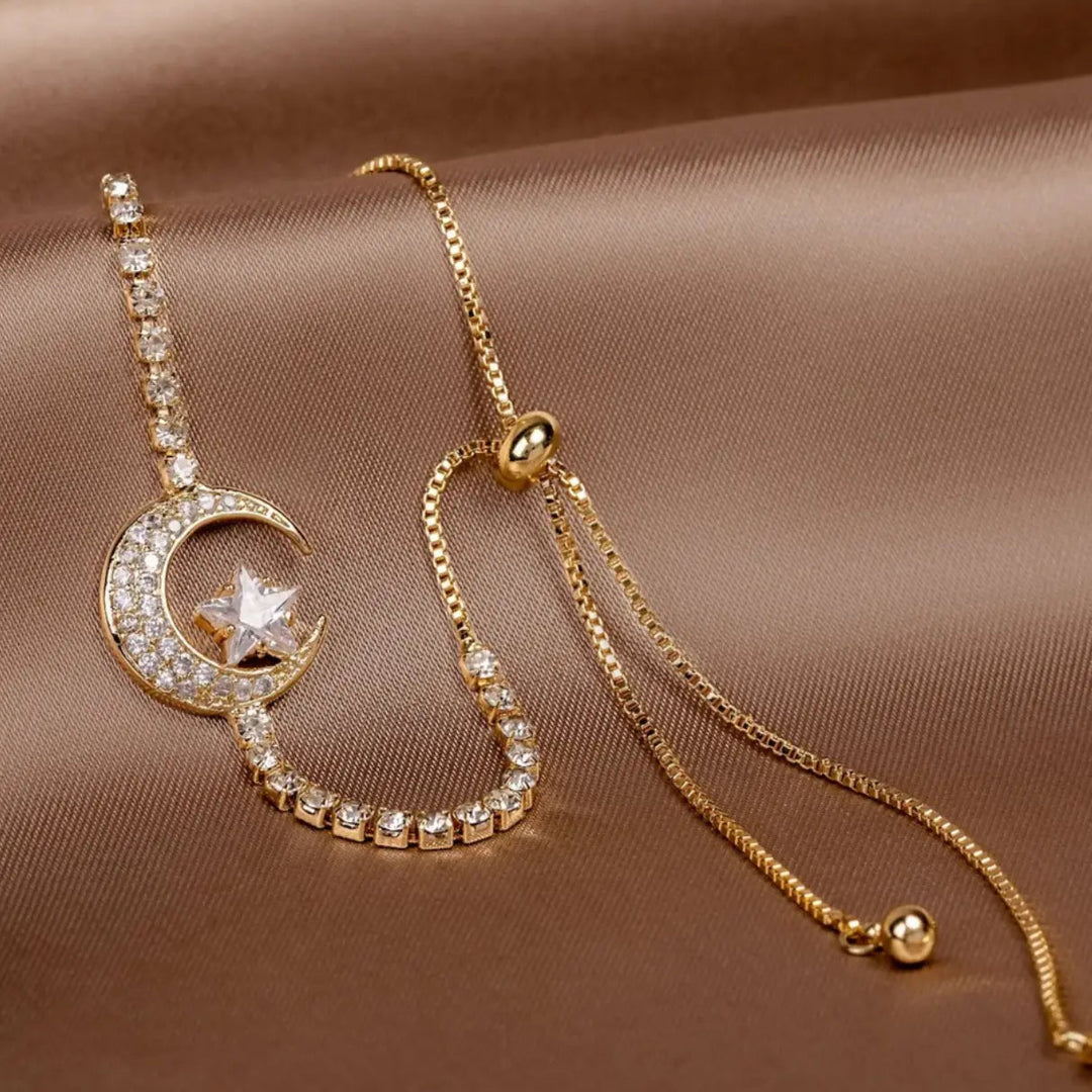Pulseras con Colgante de Luna hechas de Zirconia y Oro