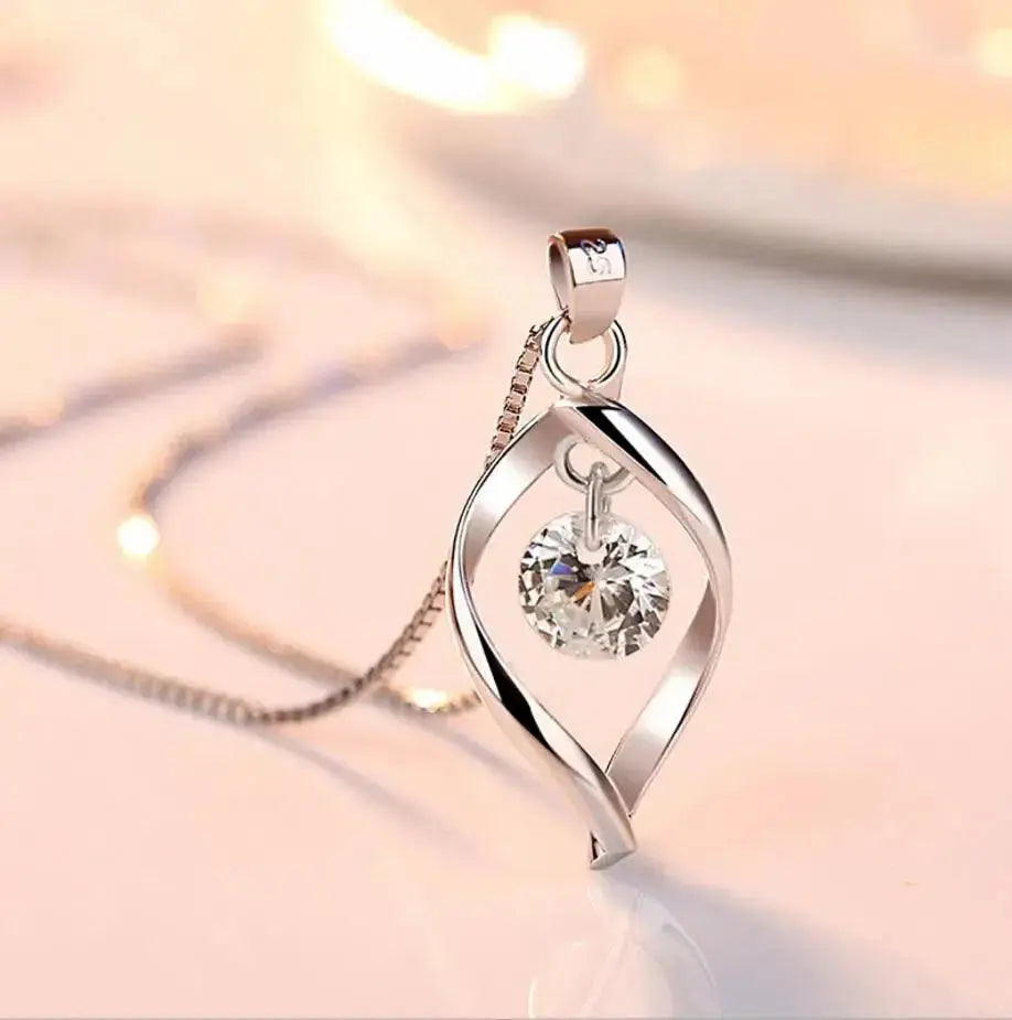 Collar con Circonita en Plata