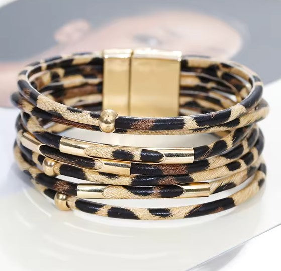 Pulsera Envolvente Multicapa Boho Ancha