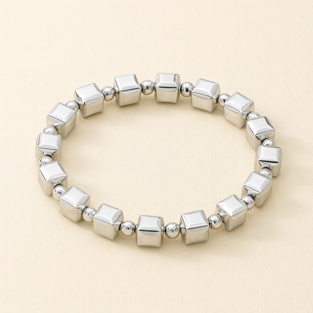 Pulsera de cuentas cúbicas de plata vintage