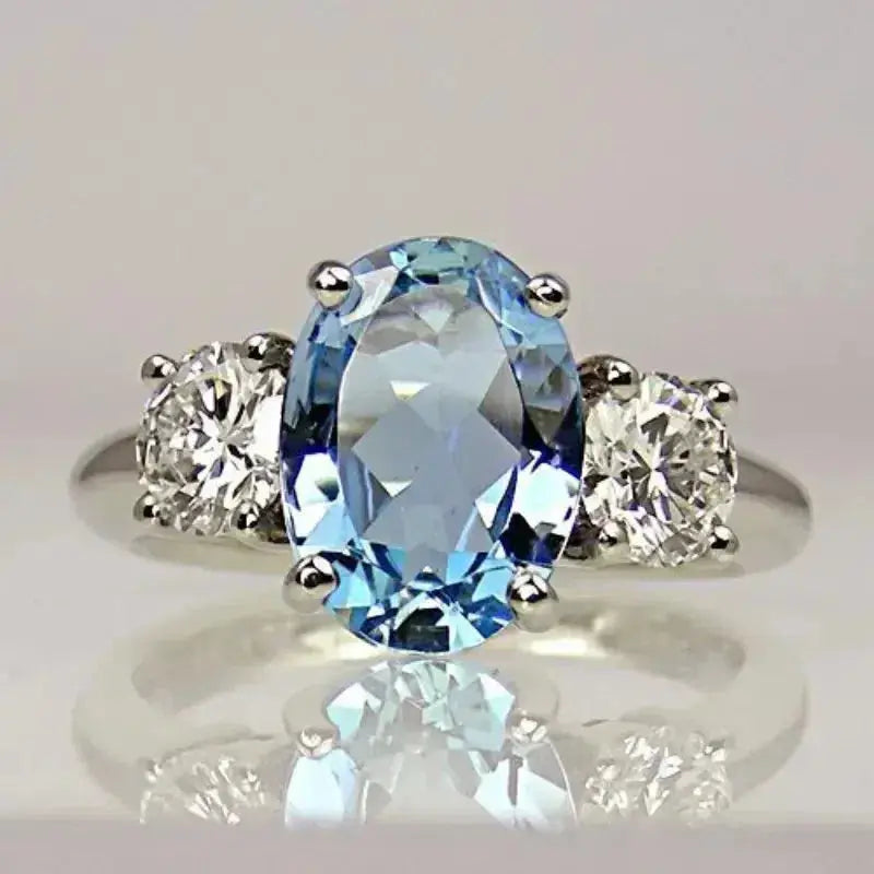 Anillo con cristal de diamante azul en plata esterlina