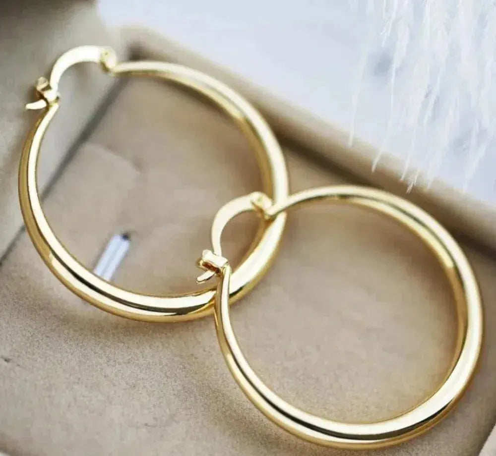 Pendientes grandes de aro en oro