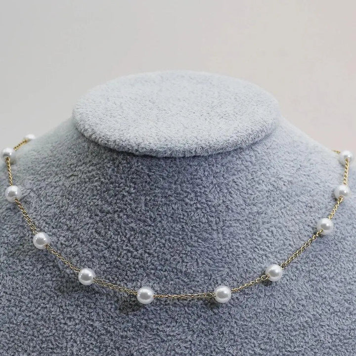 Collar de perlas en oro