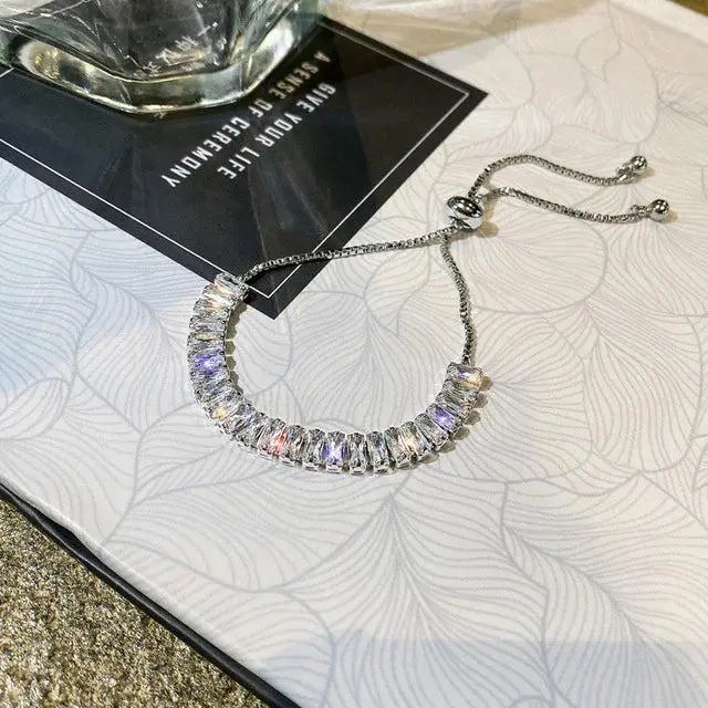 Pulsera de Circonita Ajustable en Oro y Plata